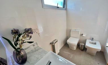 Venta casa 5 ambientes en Nuevo Quilmes