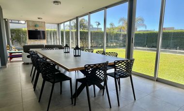 Venta casa 5 ambientes en Nuevo Quilmes