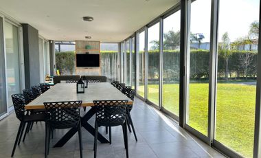Venta casa 5 ambientes en Nuevo Quilmes
