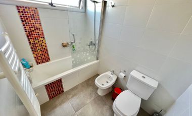 Venta casa 5 ambientes en Nuevo Quilmes