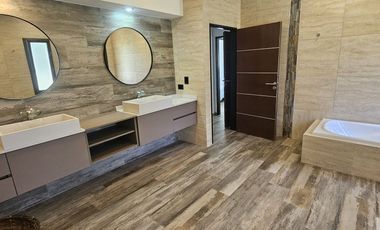 Venta Casa 7 ambientes en Fincas San Vicente