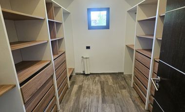 Venta Casa 7 ambientes en Fincas San Vicente