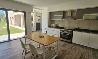 Venta Casa 7 ambientes en Fincas San Vicente