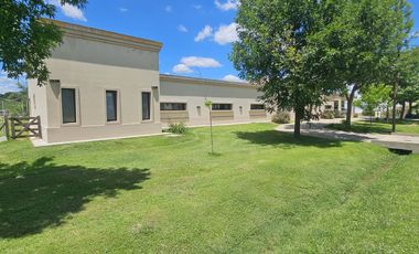 Venta Casa 7 ambientes en Fincas San Vicente
