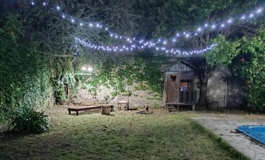 Casa de 3 dormitorios con cochera.