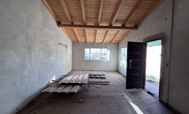 VENTA DE CASA EN OBRA - ALLEN