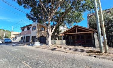 Venta casa lote propio- 4 amb. Gran oportunidad !!