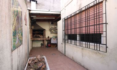 Venta casa lote propio- 4 amb. Gran oportunidad !!