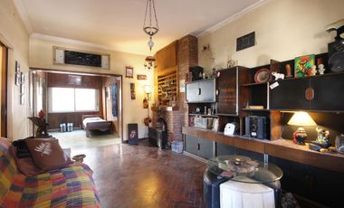 Venta casa lote propio- 4 amb. Gran oportunidad !!