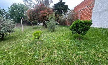 CASA EN VENTA QUILMES 6 AMBIENTES AMPLIO PARQUE AC