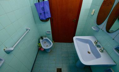 CASA A LA VENTA EN PUNTA LARA A REFACCIONAR