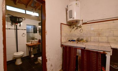 CASA A LA VENTA EN PUNTA LARA A REFACCIONAR