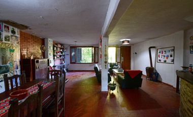 CASA A LA VENTA EN PUNTA LARA A REFACCIONAR