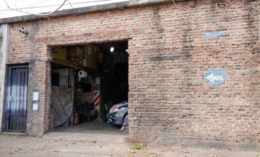 VENTA CASA CON GALPON/TALLER