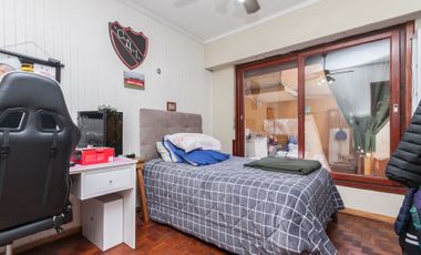 EXCELENTE CASA 4AMB. MAS DPTO DE 2AMB.AVELLANEDA