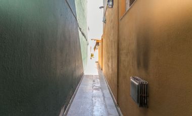 EXCELENTE CASA 4AMB. MAS DPTO DE 2AMB.AVELLANEDA