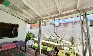 Venta/Permuta Casa 4 amb. Cochera, Pileta, terraza