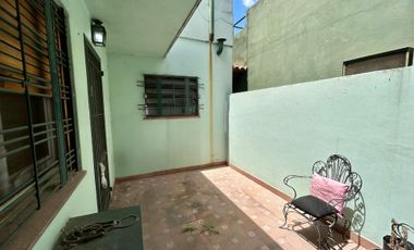 Venta/Permuta Casa 4 amb. Cochera, Pileta, terraza