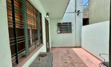 Venta/Permuta Casa 4 amb. Cochera, Pileta, terraza