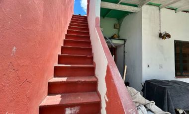 Venta/Permuta Casa 4 amb. Cochera, Pileta, terraza