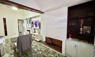 Venta/Permuta Casa 4 amb. Cochera, Pileta, terraza