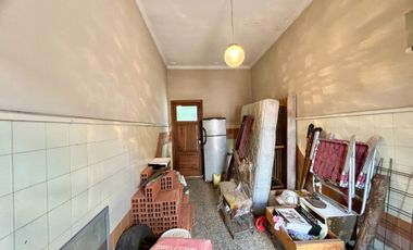 Venta/Permuta Casa 4 amb. Cochera, Pileta, terraza