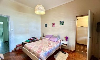 Venta/Permuta Casa 4 amb. Cochera, Pileta, terraza
