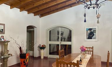 CASA EN VENTA EN BRAGADO CON PILETA