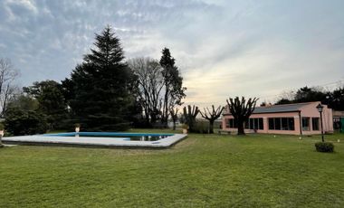 CASA EN VENTA EN BRAGADO CON PILETA