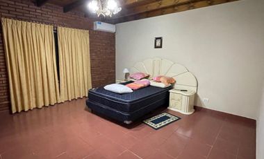 CASA EN VENTA EN BRAGADO CON PILETA
