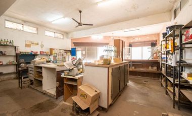 Venta de Casa + Local comercial + Galpón en Recreo