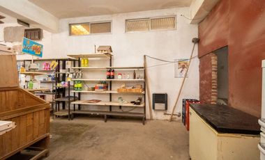 Venta de Casa + Local comercial + Galpón en Recreo