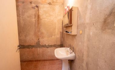 Venta de Casa + Local comercial + Galpón en Recreo