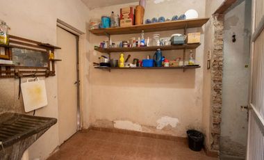 Venta de Casa + Local comercial + Galpón en Recreo