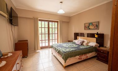 Venta de Casa + Local comercial + Galpón en Recreo