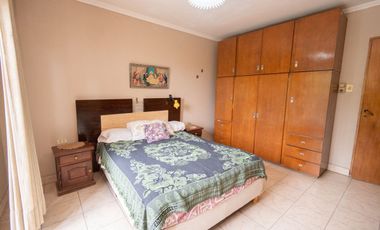 Venta de Casa + Local comercial + Galpón en Recreo