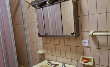 Casa en venta 4 ambientes. Parque. Cochera. Apto p