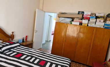 Casa en venta 4 ambientes. Parque. Cochera. Apto p