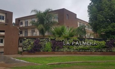 Departamento 2 Ambientes en Complejo La Palmera - Muy Amplio