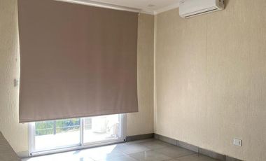 Departamento 2 Ambientes en Complejo La Palmera - Muy Amplio