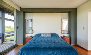 Casa en venta - 4 Dormitorios 3 Baños - Pinamar