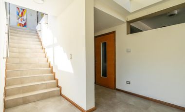 Casa en venta - 4 Dormitorios 3 Baños - Pinamar