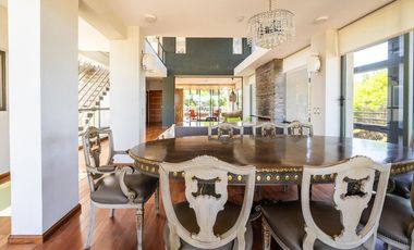 Casa en venta - 4 Dormitorios 3 Baños - Pinamar