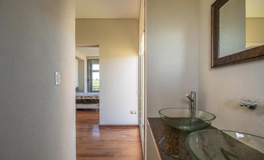 Casa en venta - 4 Dormitorios 3 Baños - Pinamar