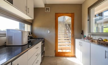 Casa en venta - 4 Dormitorios 3 Baños - Pinamar