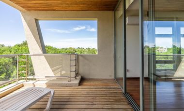 Casa en venta - 4 Dormitorios 3 Baños - Pinamar