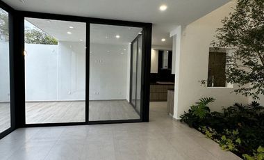 Hermosa casa en PREVENTA en Coto Parque Virreyes