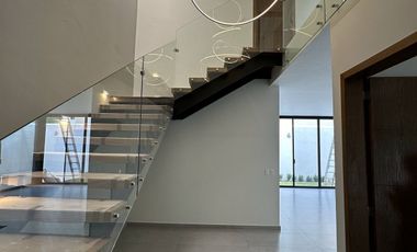Hermosa casa en PREVENTA en Coto Parque Virreyes
