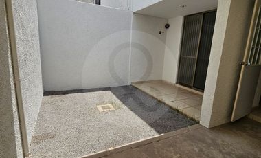 Casa en condominio en renta en Valle del Sur