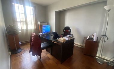 Oficina en Arriendo en Salvador / Barrio Italia